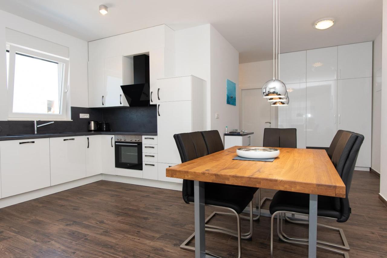 Luxury Apartment Lukas Vodice Bagian luar foto