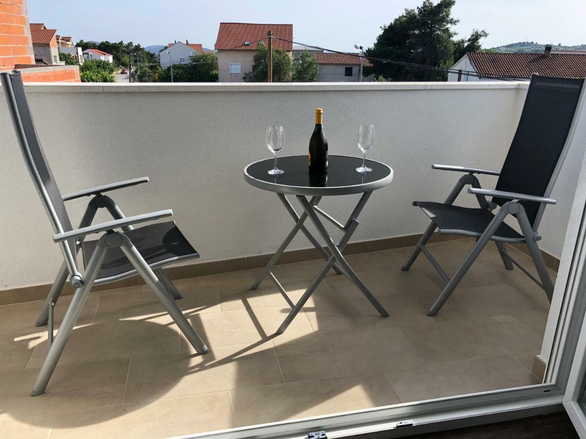 Luxury Apartment Lukas Vodice Bagian luar foto